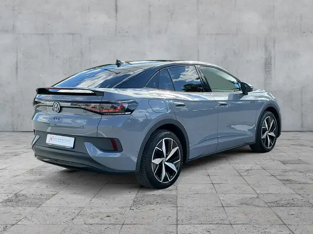 Volkswagen Id.5 view 6