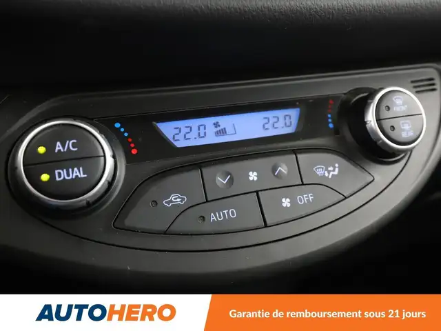Toyota Yaris view 23