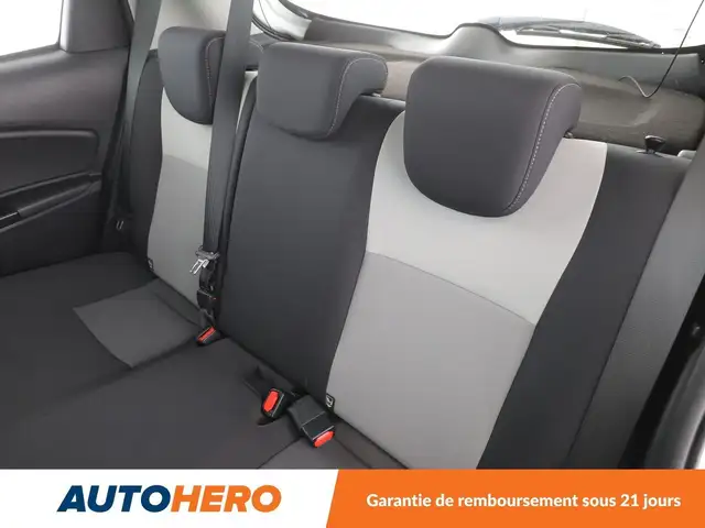 Toyota Yaris view 14