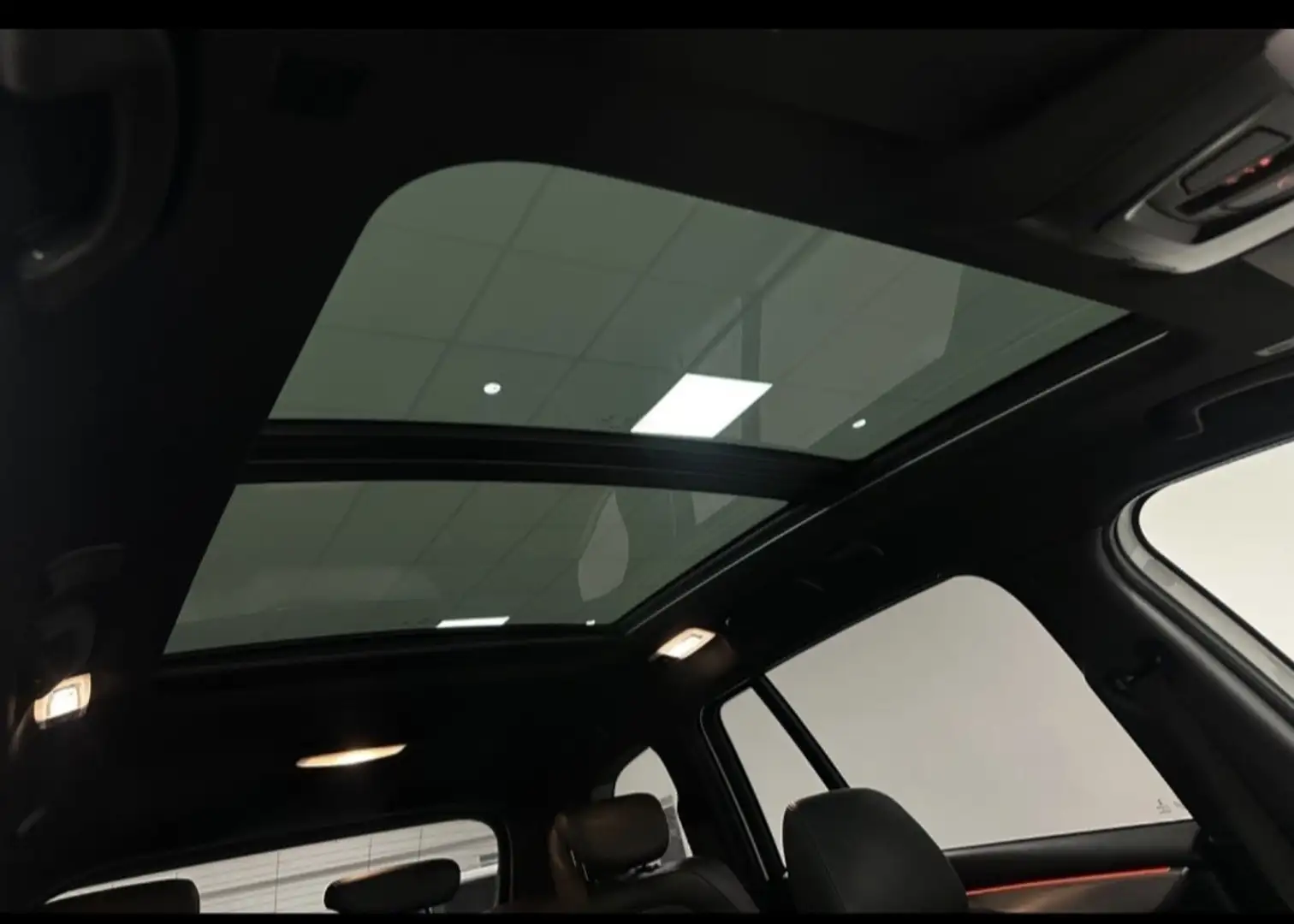 BMW 220 220d Gran Tourer xDrive Sport-Aut. M Sport - 2