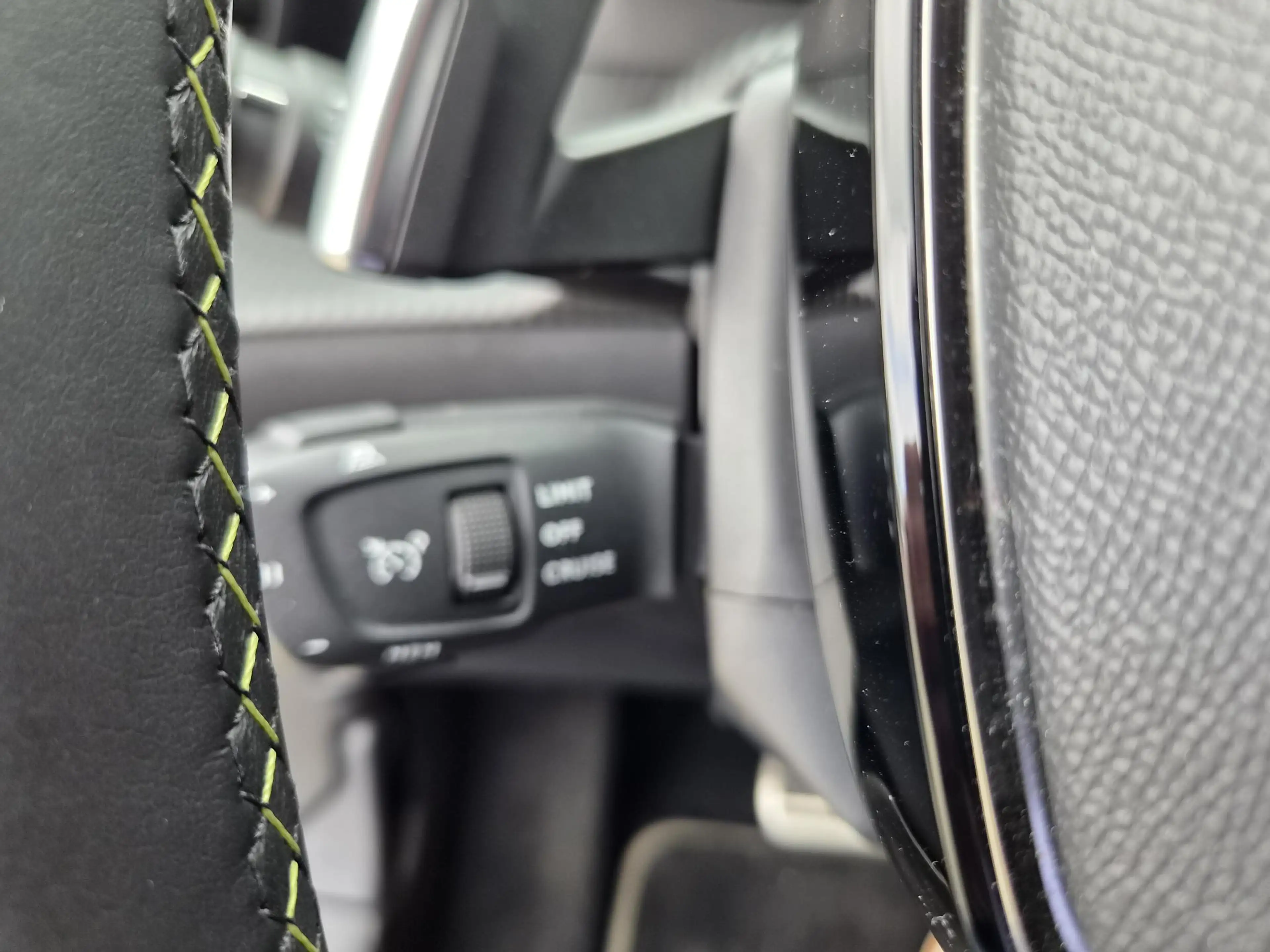 Peugeot 2008 1.2 PureTech 130 GT AUTOMAAT | STOELMASS | ALCANTA — photo 12
