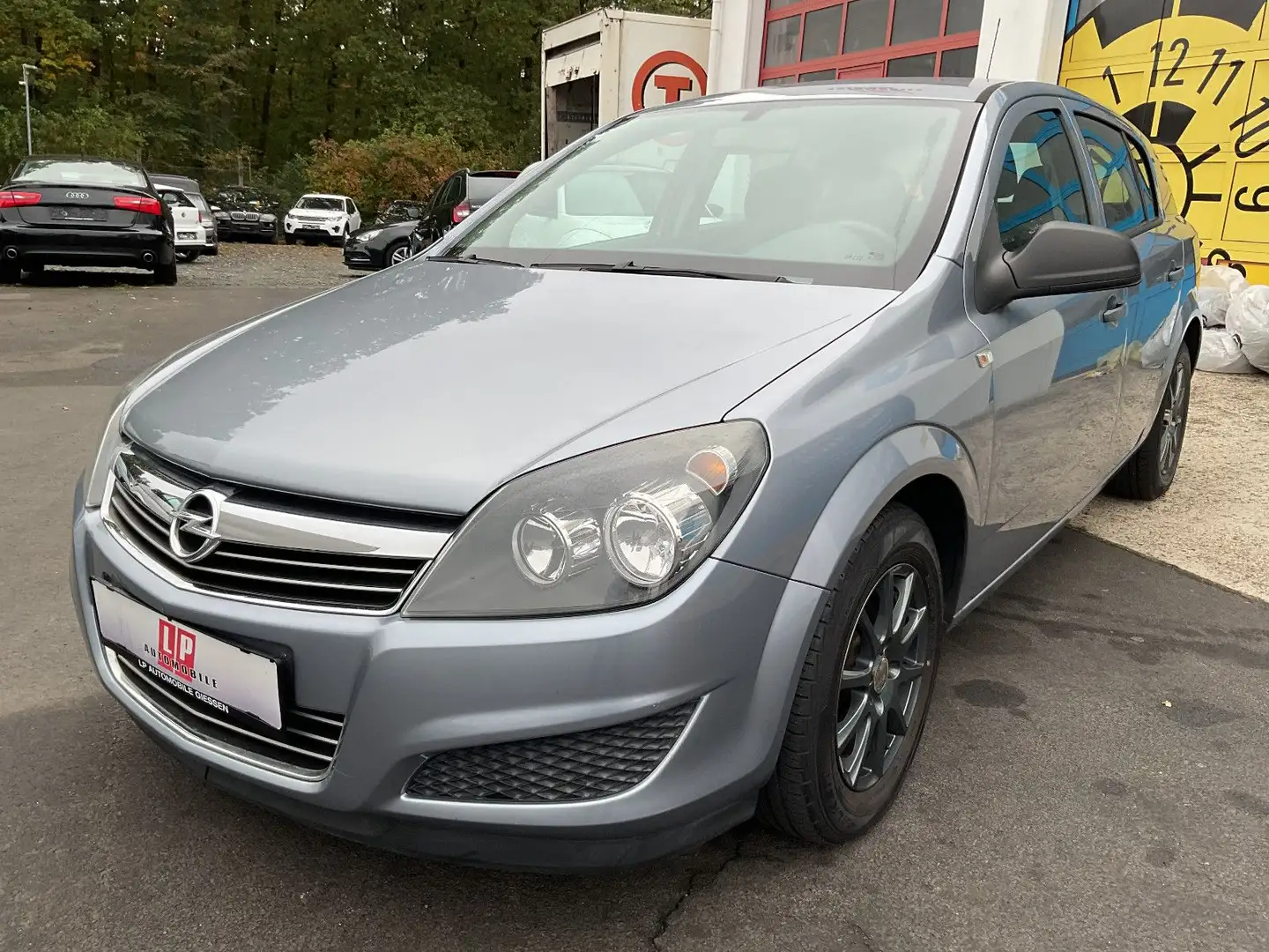 Opel Astra H Lim. Selection "110 Jahre" Klima Silber - 1