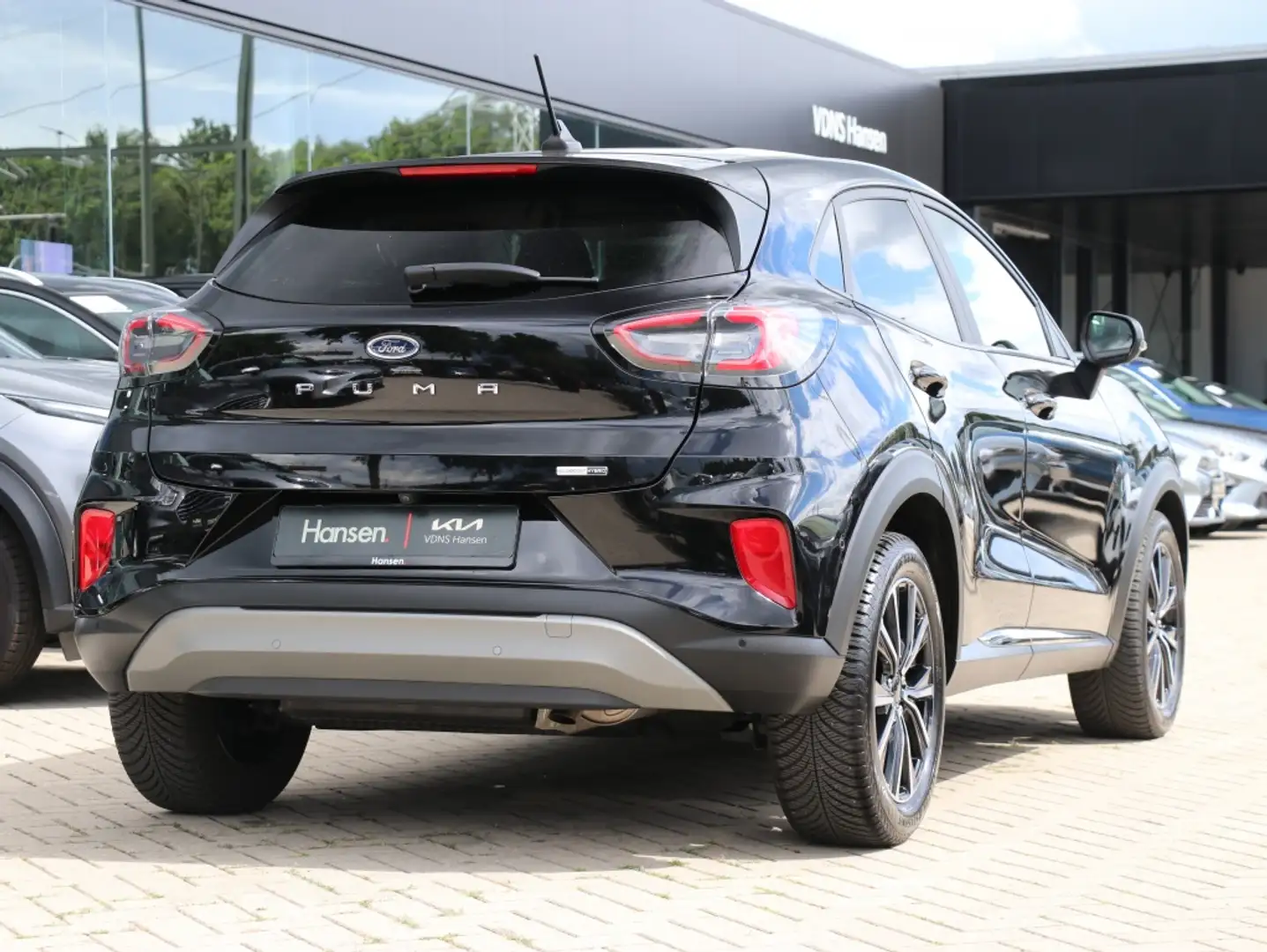Ford Puma 1.0 EcoBoost Hybrid Titanium I Navi I Camera I Dod Zwart - 2