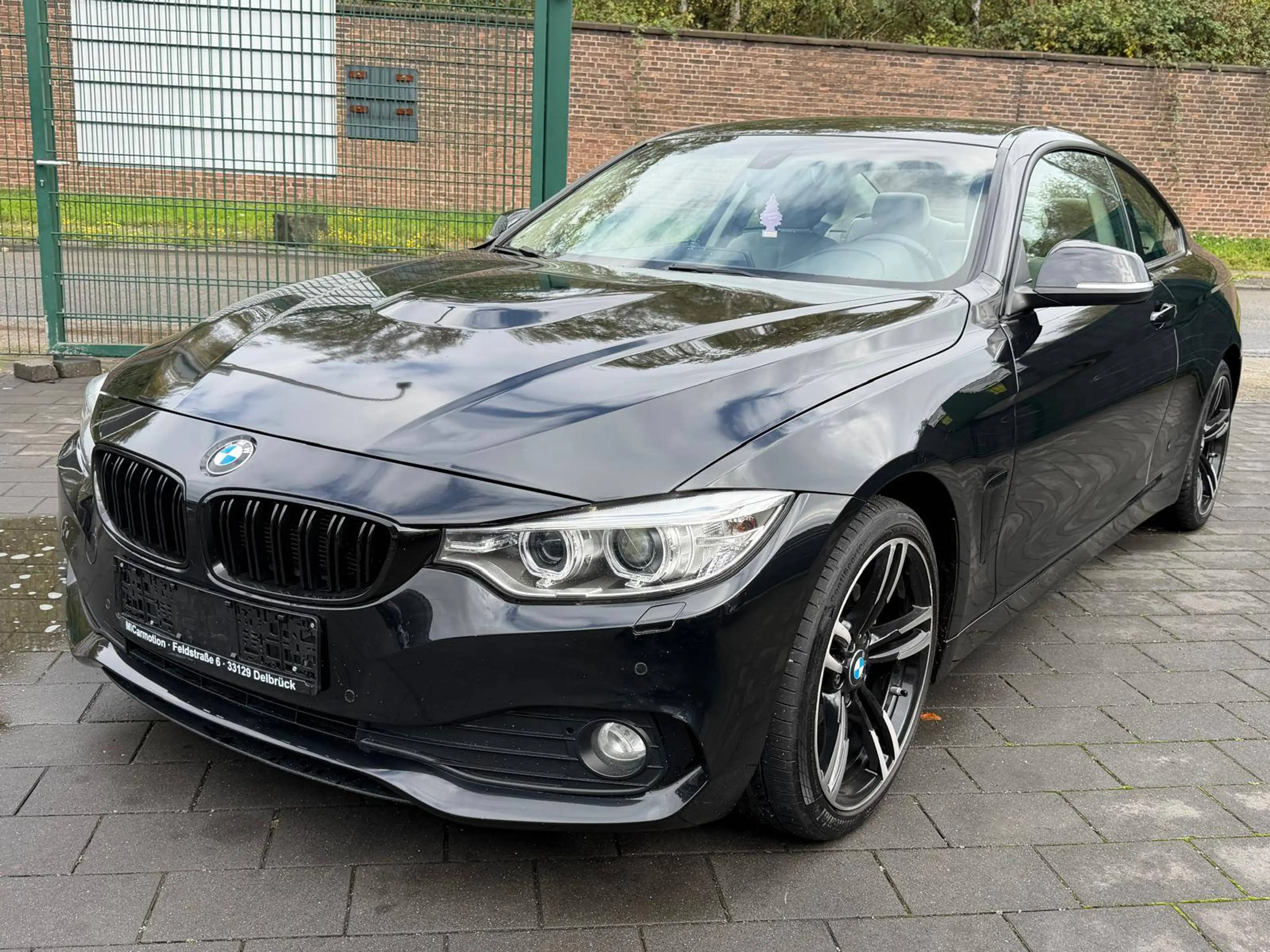 BMW 420 d Advantage Coupe F32 — photo 4
