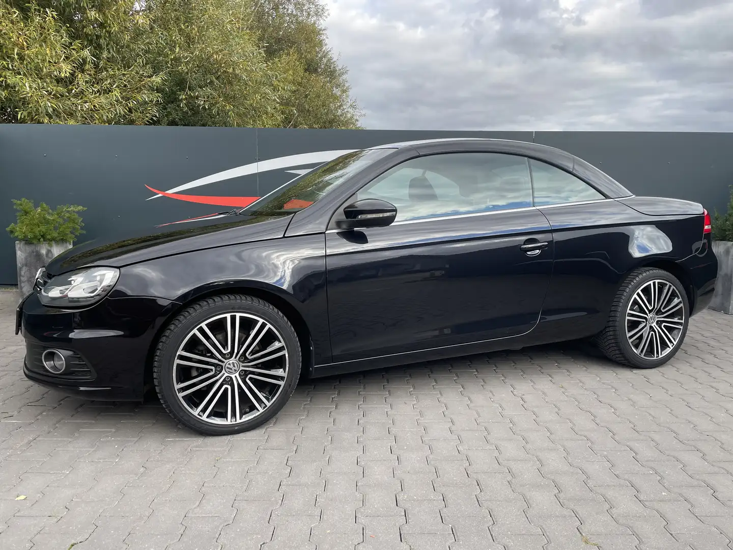 Volkswagen Eos 2.0 TSI DSG Schwarz - 2