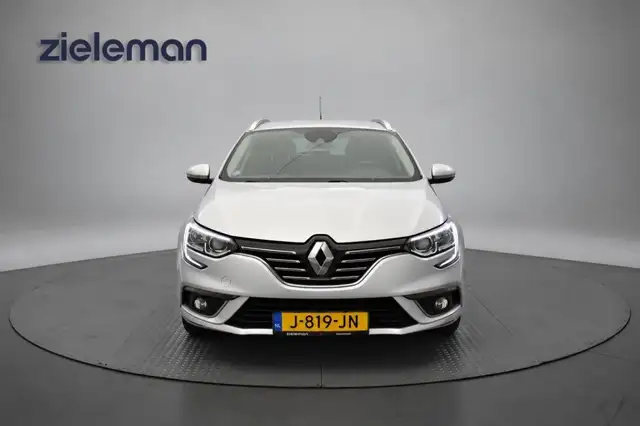 Renault Megane view 17