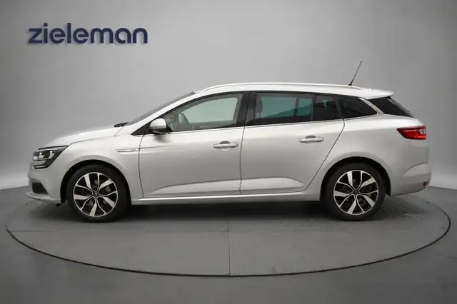 Renault Megane view 21