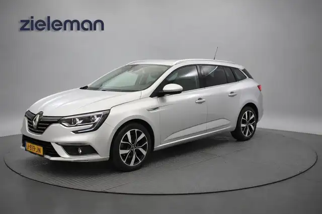 Renault Megane view 22