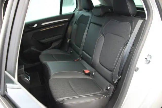 Renault Megane view 12