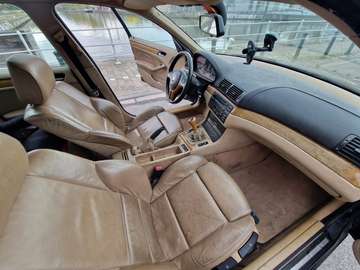 325iX Exclusive Line