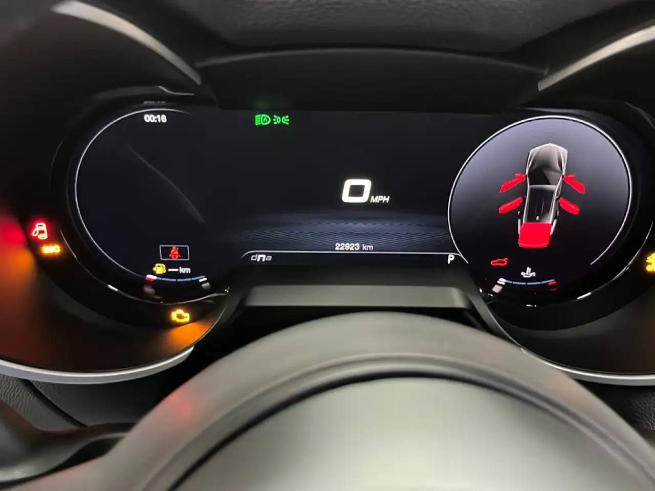 Alfa Romeo Stelvio 2024 — фото 14