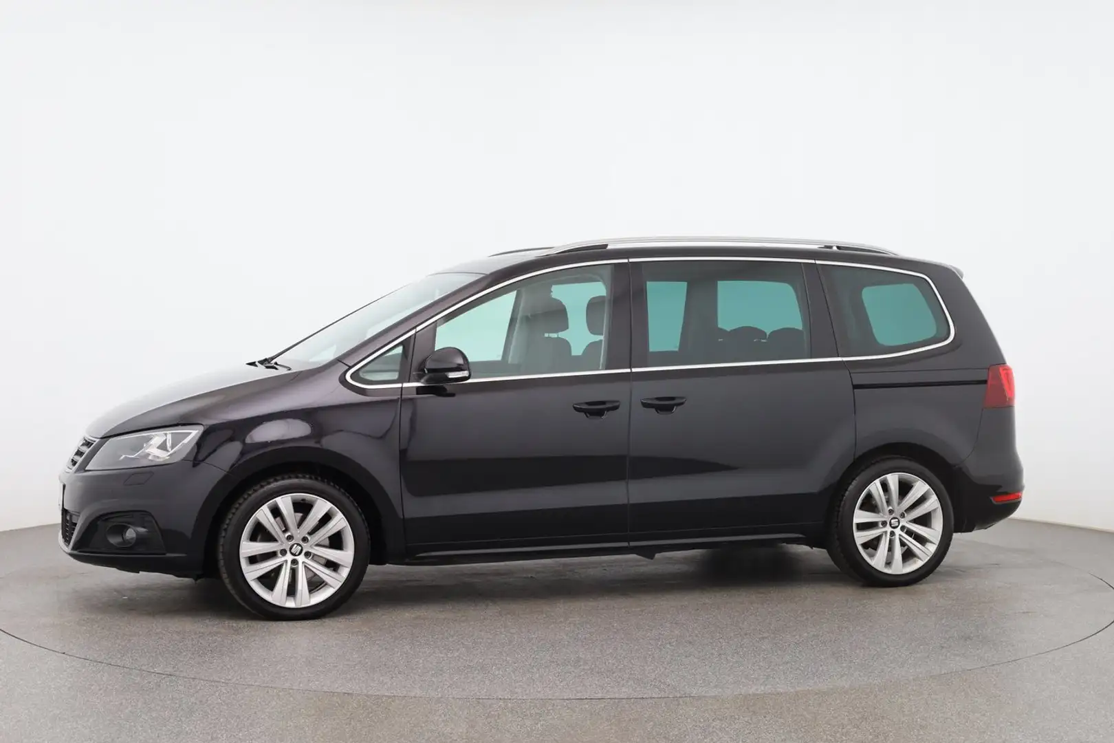 SEAT Alhambra Executive Plus TDI 4Drive Negro - 2