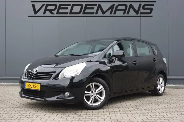 Toyota Verso 1.8 VVT-i Aspiration