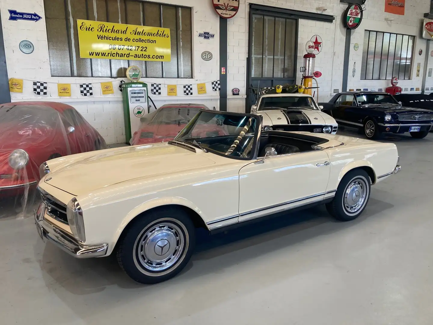 Mercedes-Benz 230 SL Pagode avec Hard top de 1965 en stock en France - 1