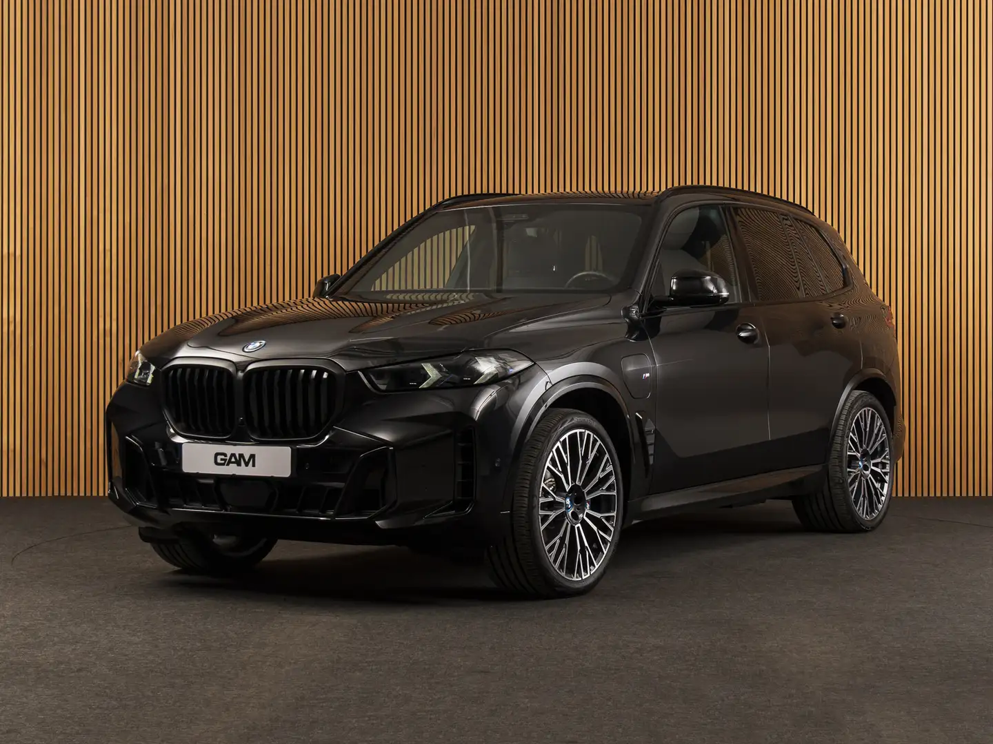 BMW X5 xDrive50e H/K-MSPORT-MASSAGE-22"-PANO Zwart - 1