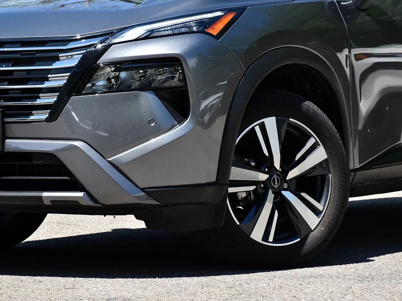 Nissan Rogue снимка Nissan Rogue