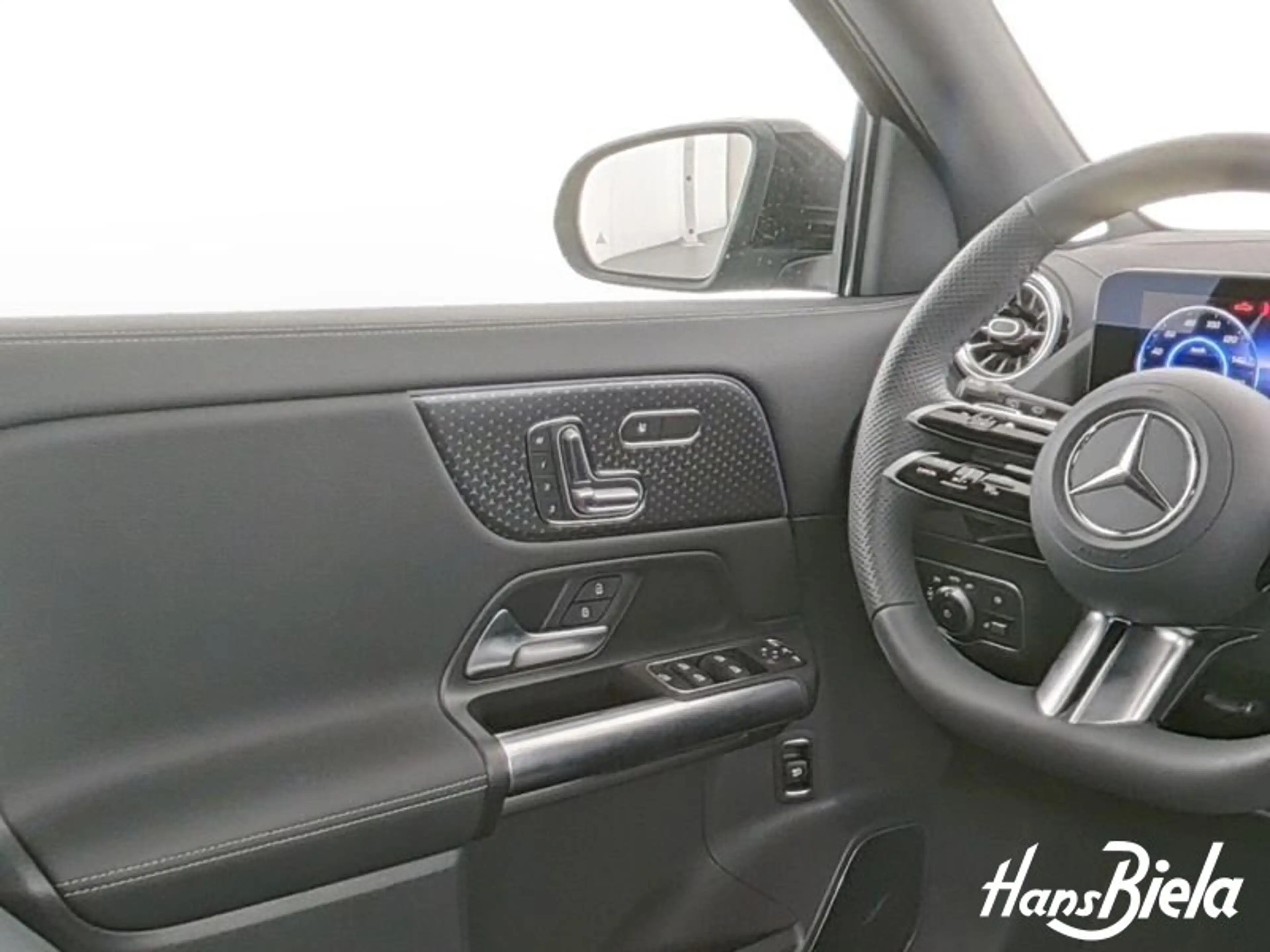 Mercedes-Benz EQA 350 EQA 350 4M AMG Prem/20"/Night/Pano/Bur/360°/Dis — photo 9