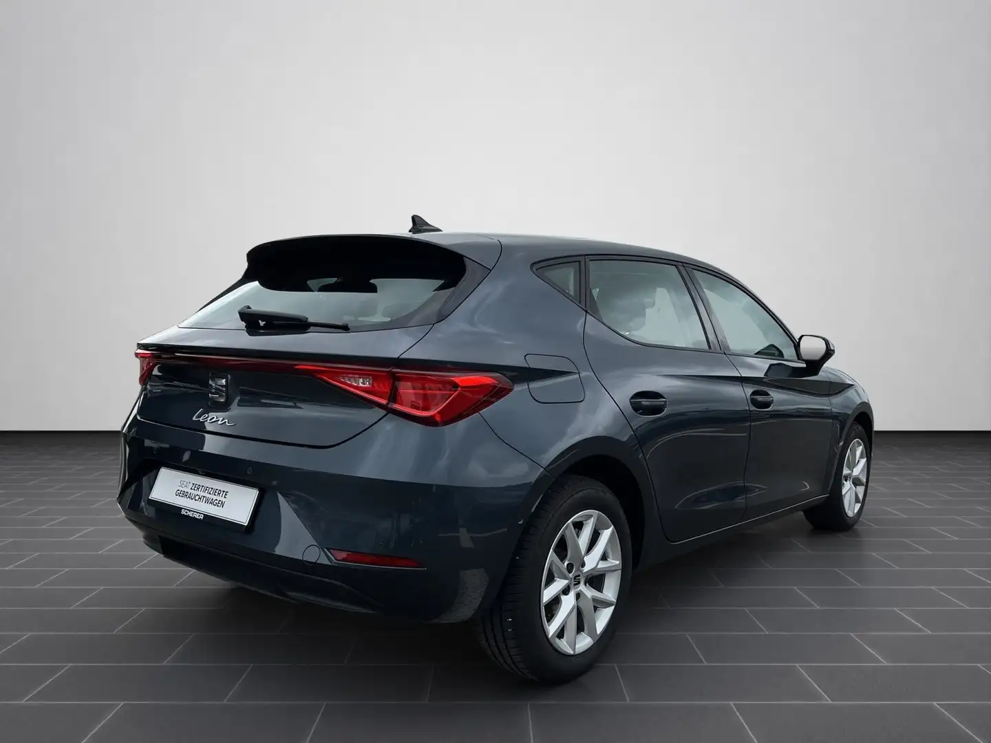 SEAT Leon Style 1.5 TSI LED CARPLAY RFK ACC SHZ Grau - 2