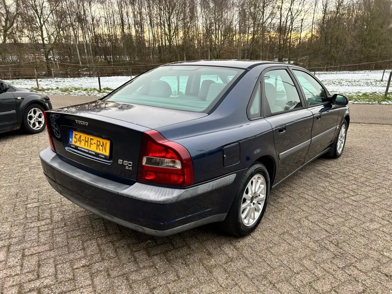 Volvo S80 2.4 Climate Line // Nieuwe APK // lage km-stand, foto 5