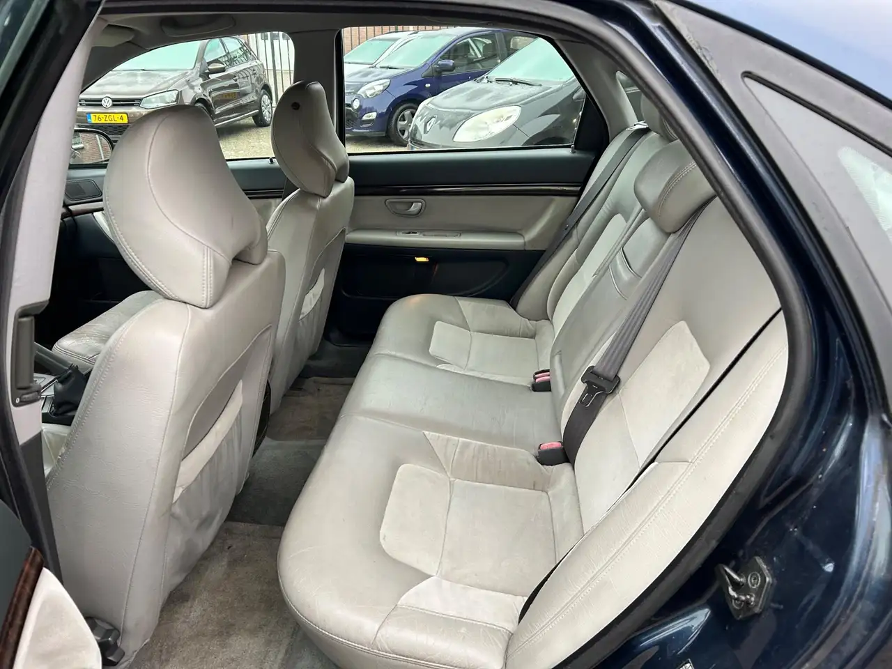 Volvo S80 2.4 Climate Line // Nieuwe APK // lage km-stand, foto 11