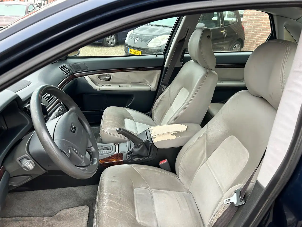 Volvo S80 2.4 Climate Line // Nieuwe APK // lage km-stand, foto 10