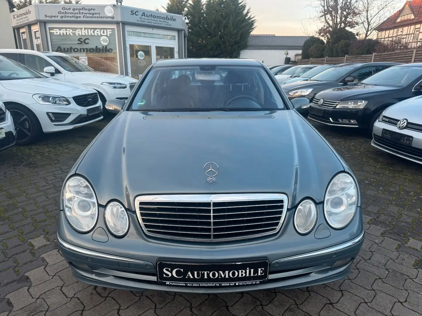 Mercedes-Benz E 320 CDI Grau - 2