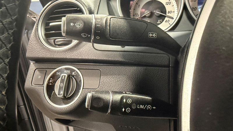 Mercedes-Benz C 220 C Limousine C 220 CDI BlueEfficiency — photo 14