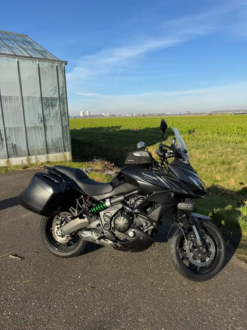 Kawasaki Versys 650 Grand Tourer Schwarz - 2