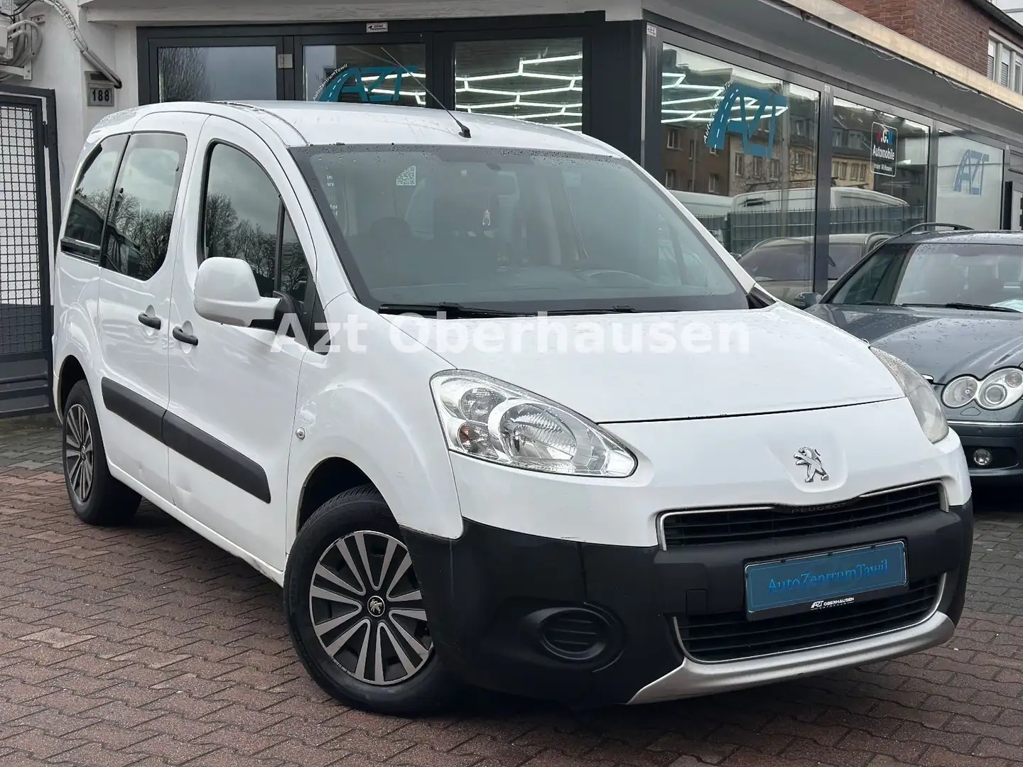 Peugeot Partner 1.6 Tepee*TÜV NEU*KLIMA* Weiß - 1