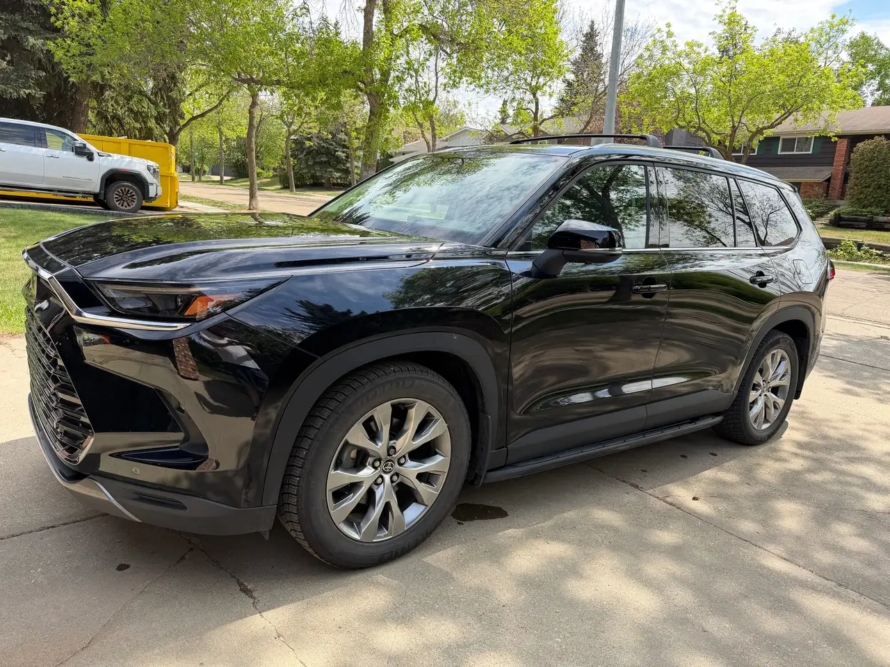 Toyota Grand Highlander снимка Toyota Grand Highlander