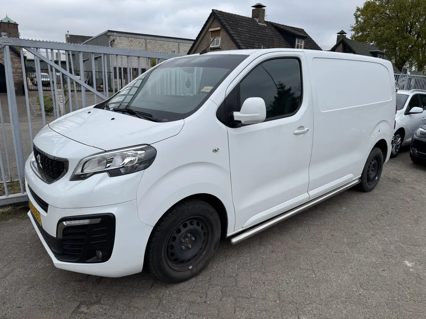Peugeot Expert 231S 2.0 BlueHDI 120 Premium Pack Wit - 2