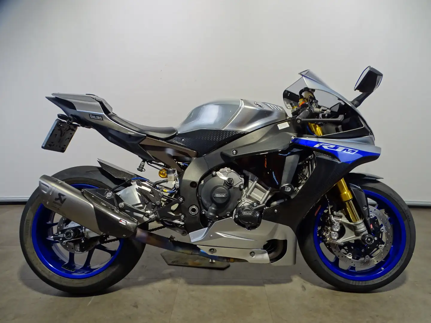 Yamaha YZF-R1 YZF-R1M Noir - 1