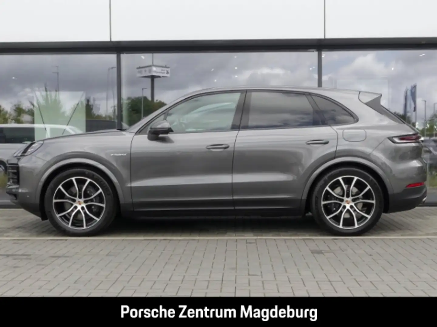 Porsche Cayenne E-Hybrid*BOSE*PANO*HD-MATRIX*INNO* Grau - 2