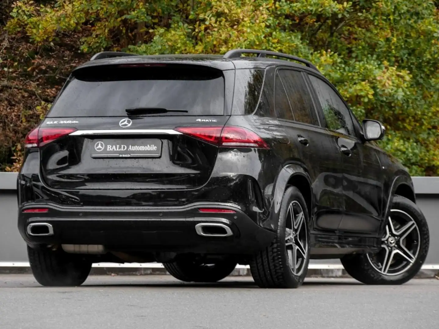 Mercedes-Benz GLE 350 de 4MATIC AMG-Sport+Pano+Distr+Night+360 Schwarz - 2