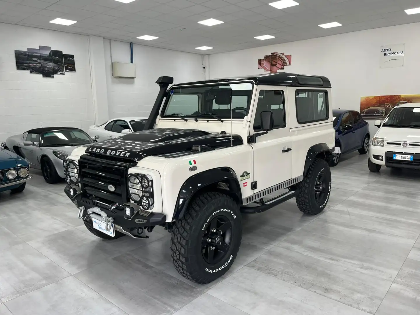 Land Rover Defender Limited Edition ICE Weiß - 1