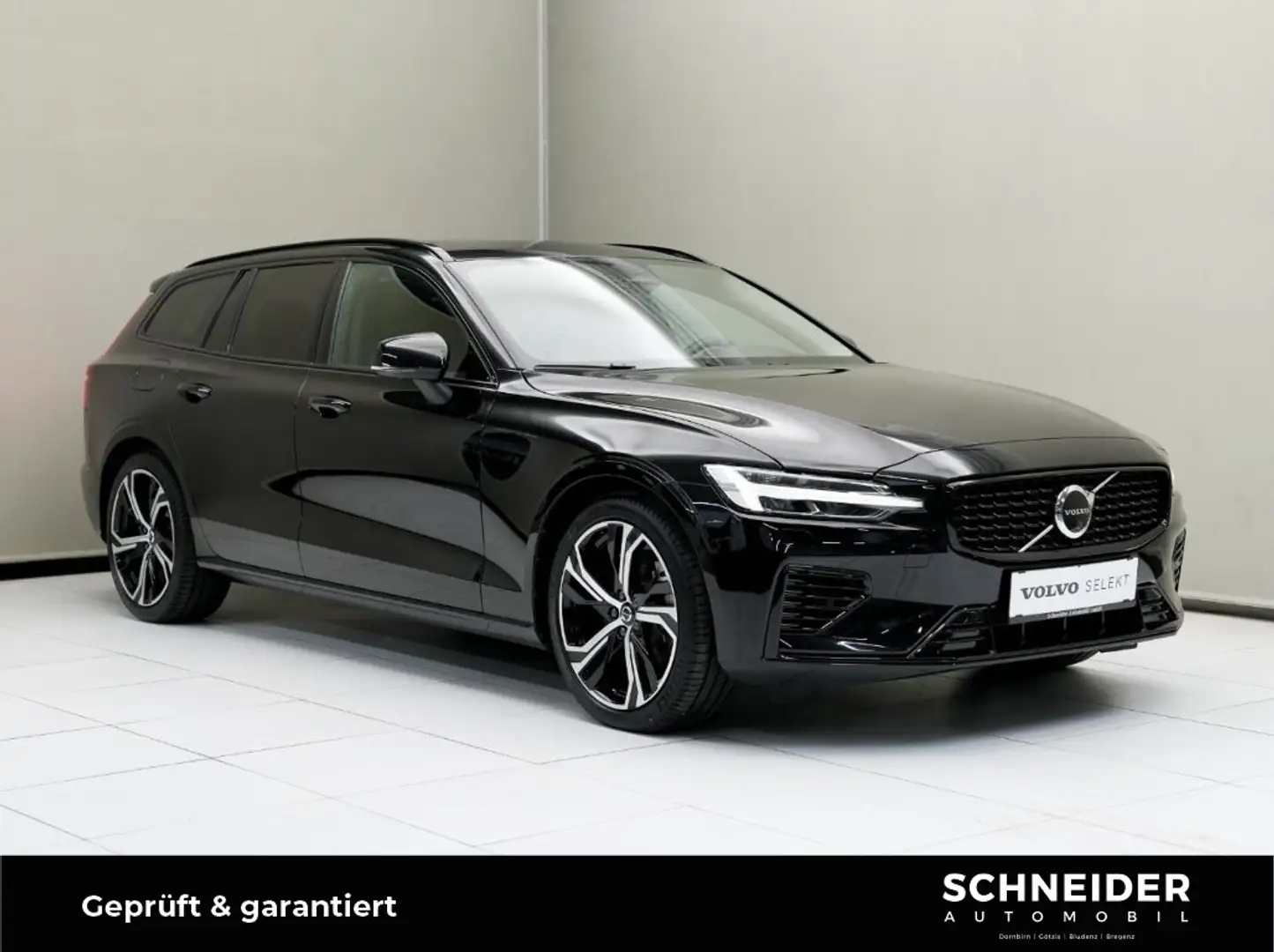 Volvo V60 Plus, T6 Plug-in Hybrid, Elektrisch/Benzin Schwarz - 1