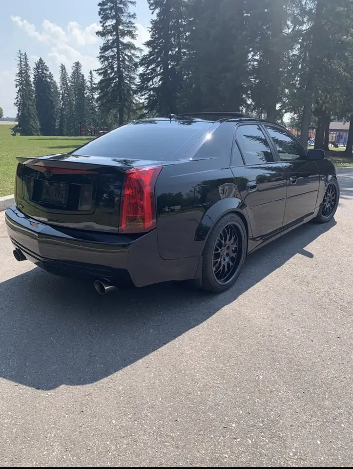 Cadillac CTS-V снимка Cadillac CTS-V