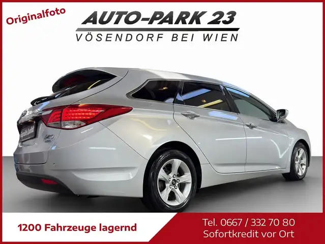 Hyundai i40 Business 1,7 CRDi Aut.*KAMERA*NAVI*MOD2016