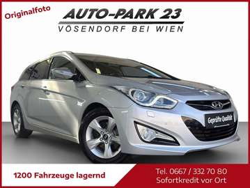 Business 1,7 CRDi Aut.*KAMERA*NAVI*MOD2016