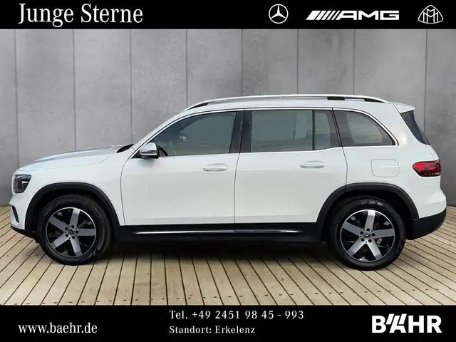 Mercedes-Benz GLB view 2