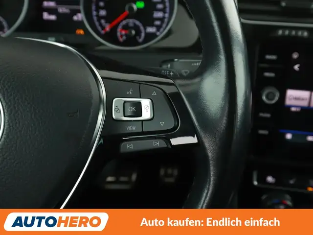 Volkswagen Golf view 24
