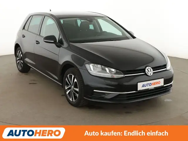Volkswagen Golf view 8
