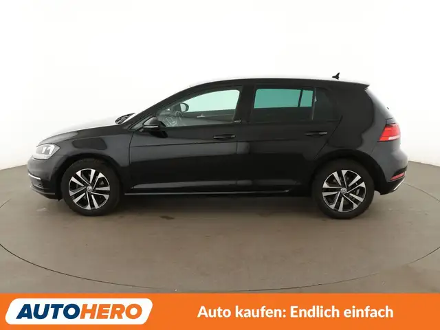 Volkswagen Golf view 3