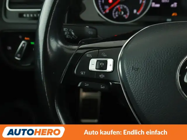 Volkswagen Golf view 25