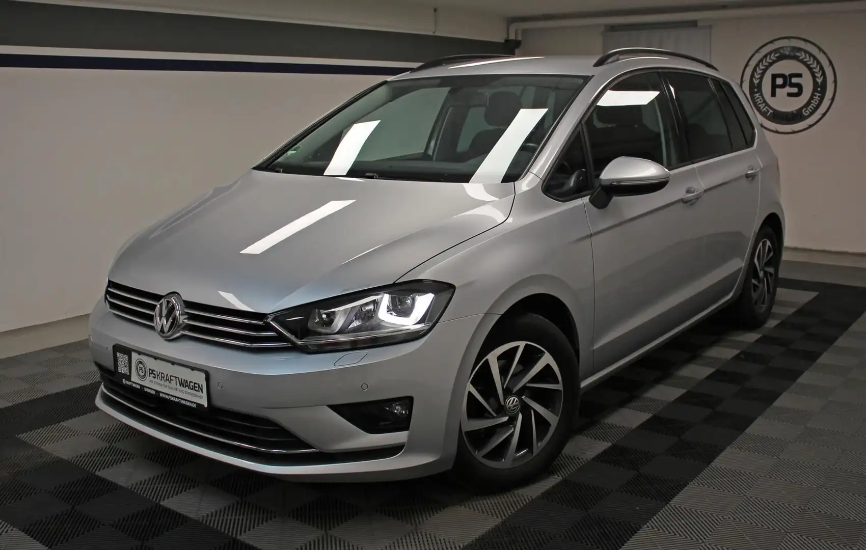 Volkswagen Golf Sportsvan 1.4 TSI XENON TEMP NAVI S.HEFT BT Zilver - 1