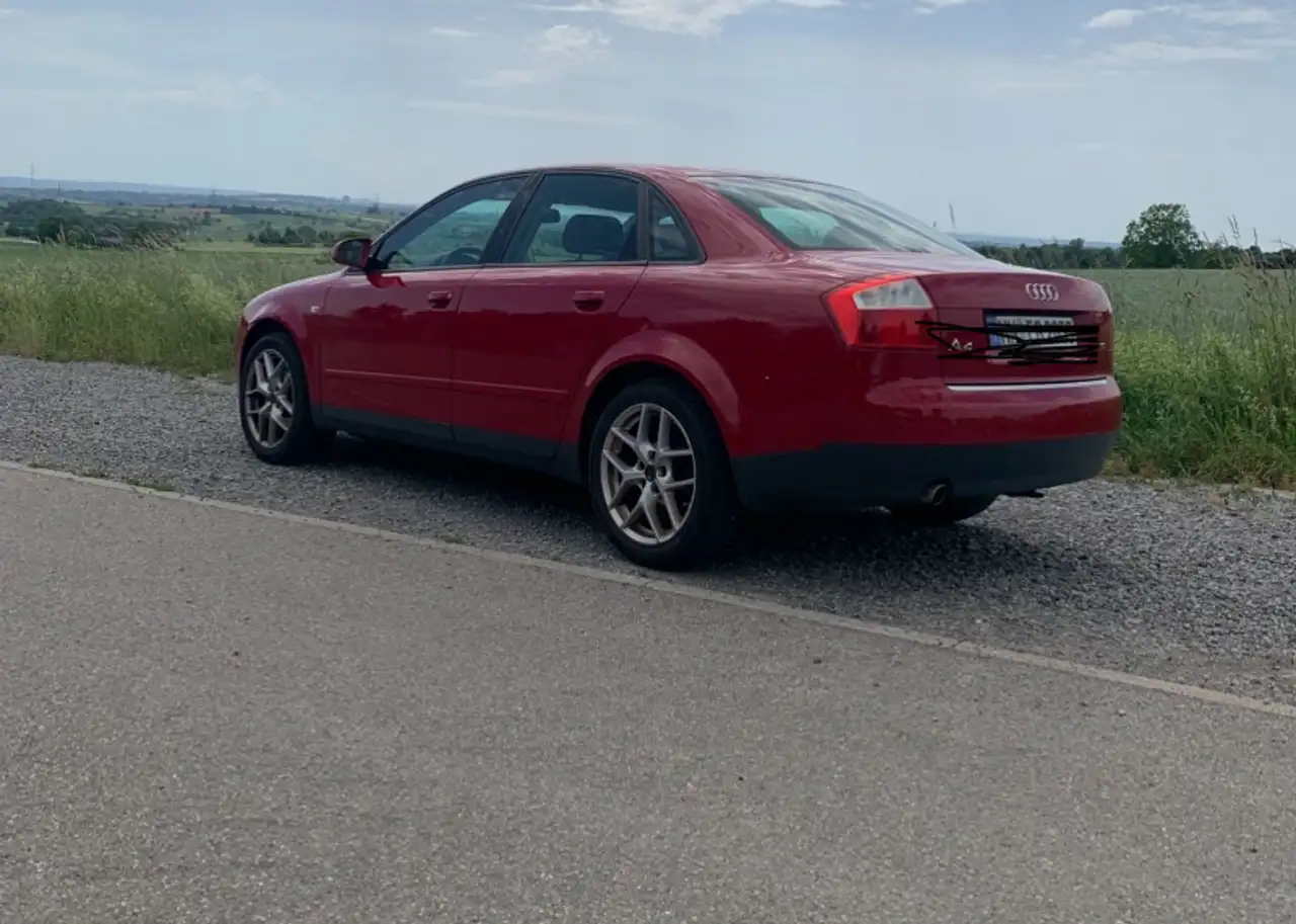 Audi A4 1.6, foto 1