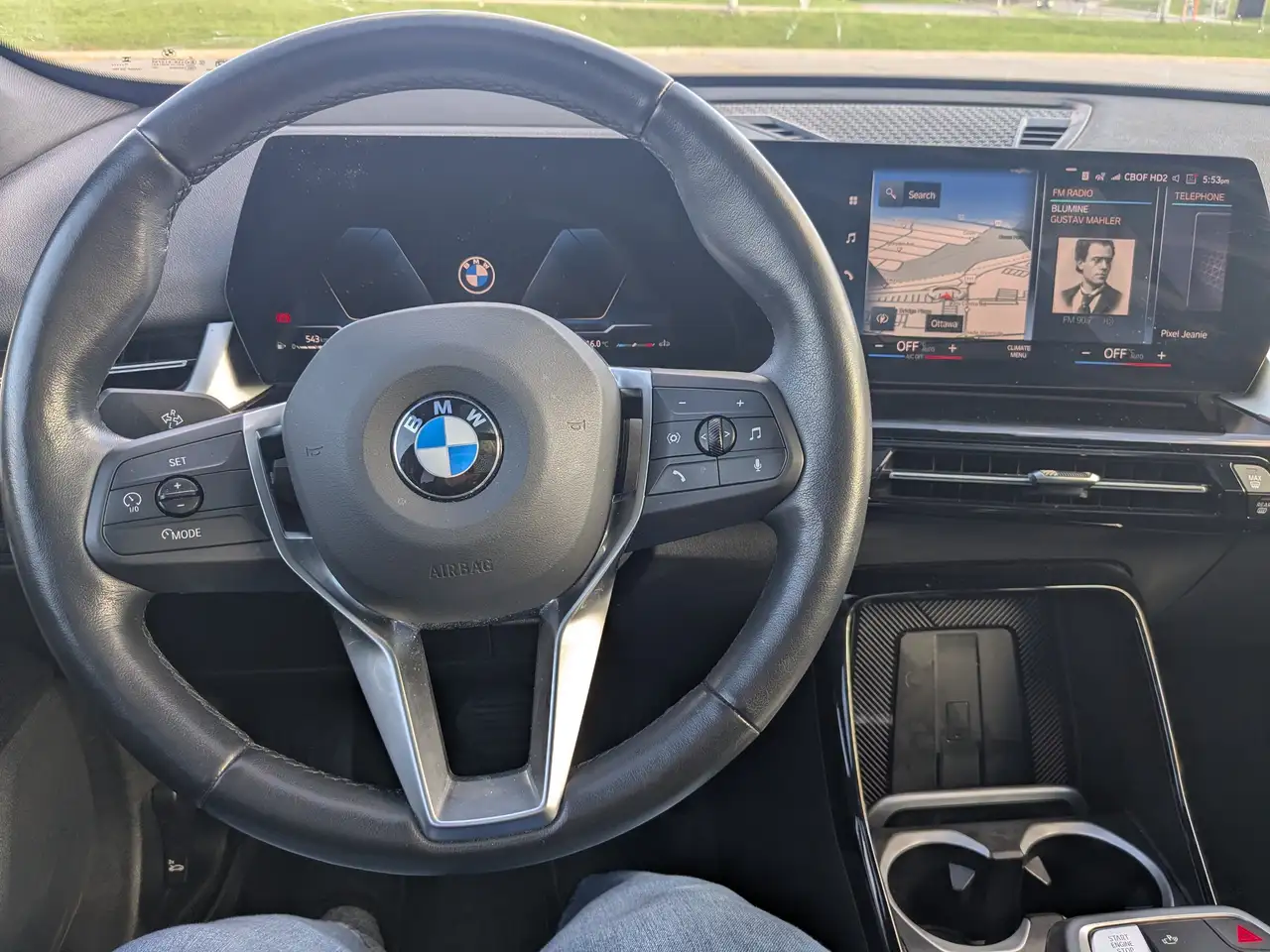 BMW X1 снимка BMW X1