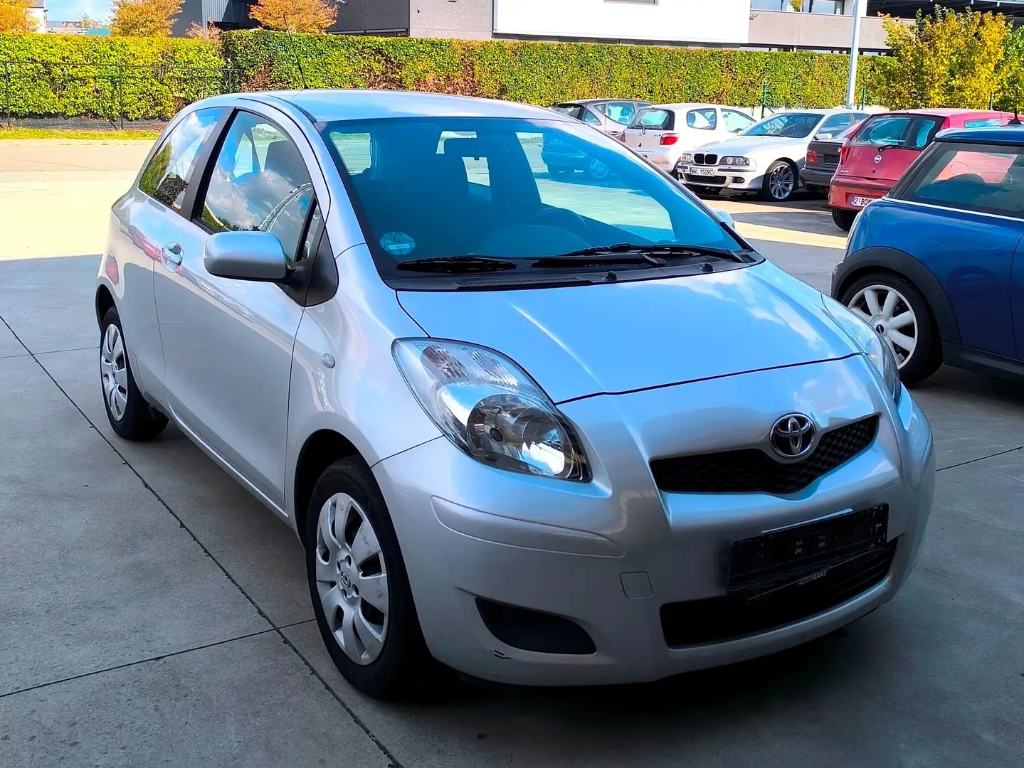 Toyota Yaris 1.0i VVT-i Kool Zilver - 2