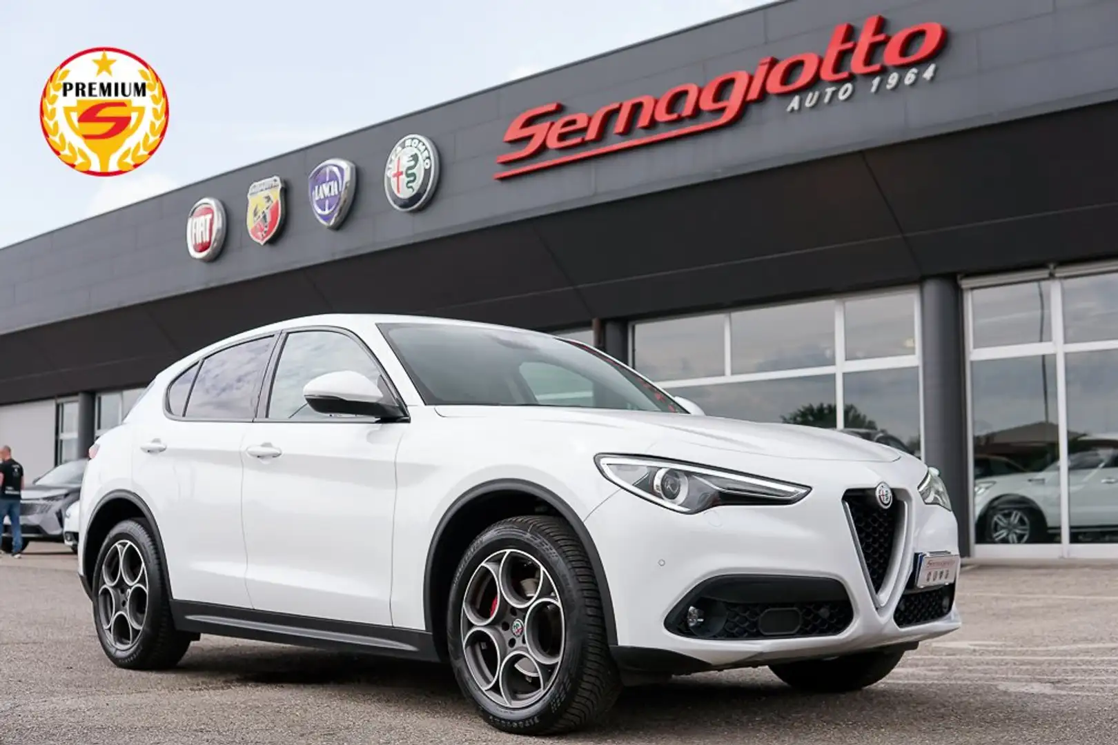 Alfa Romeo Stelvio 2.2 210cv Executive Q4 | PINZE ROSSE | 74.000 KM Fehér - 1