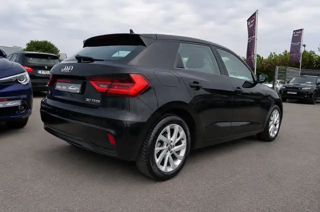 Audi A1 view 3